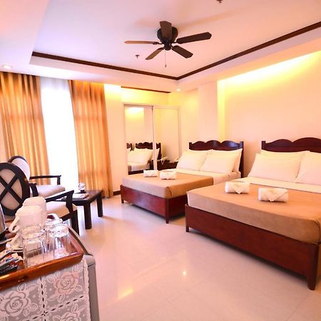 Ipil Suites Puerto Princesa Extérieur photo