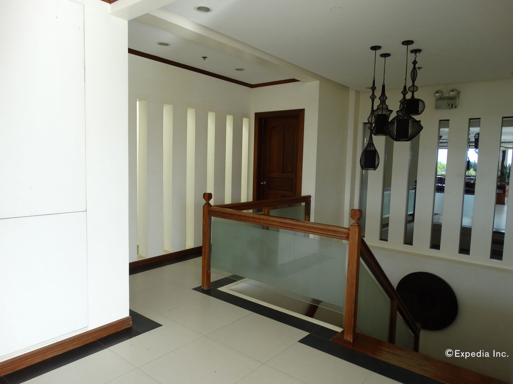Ipil Suites Puerto Princesa Extérieur photo