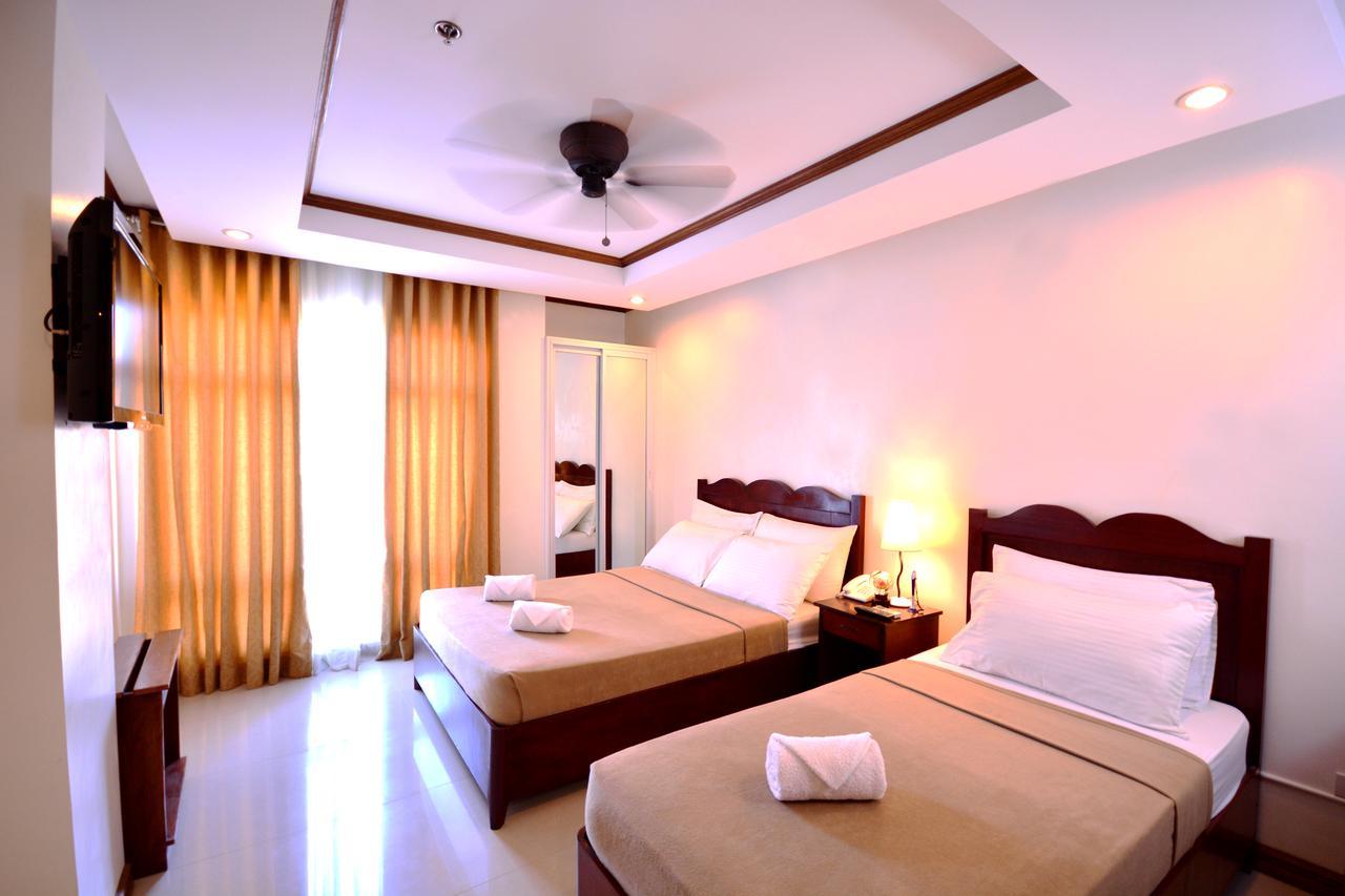 Ipil Suites Puerto Princesa Extérieur photo