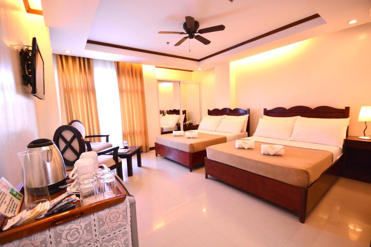 Ipil Suites Puerto Princesa Extérieur photo