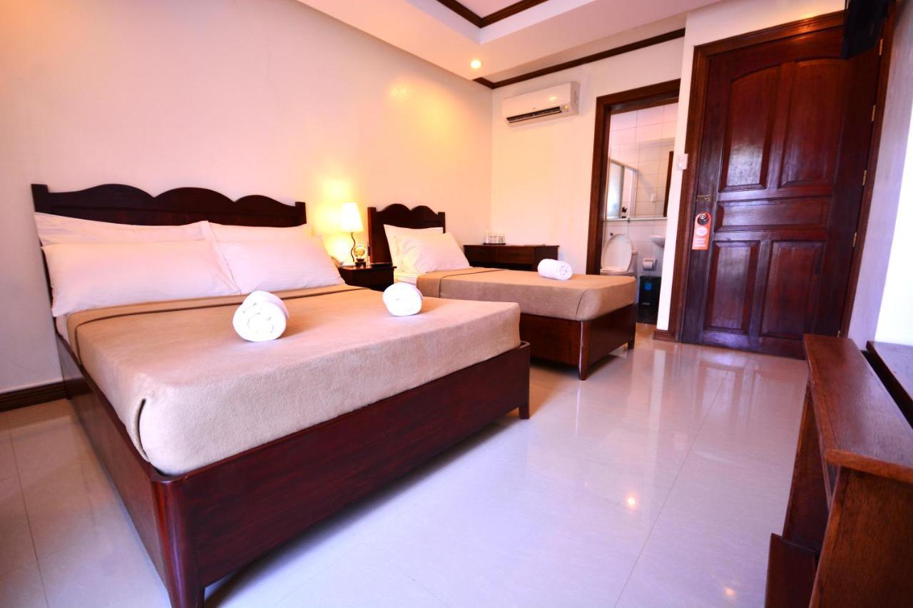 Ipil Suites Puerto Princesa Extérieur photo
