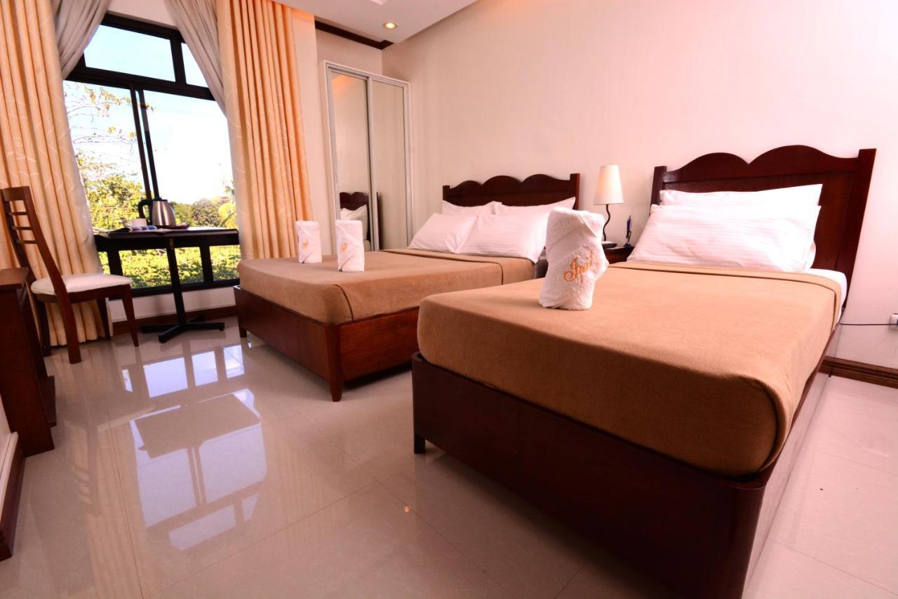Ipil Suites Puerto Princesa Extérieur photo