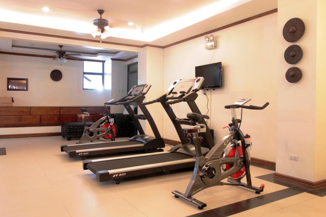 Ipil Suites Puerto Princesa Extérieur photo